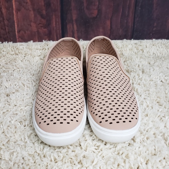 Time and Tru Shoes - 🎀Time and Tru Size 7 Pink Blush Sneakers